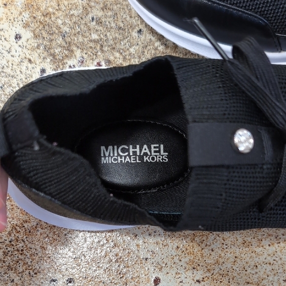 Michael Kors | Merlyn Black Mesh Trainer Sneakers with Knit Fabric Size 8.5 - Picture 6 of 8